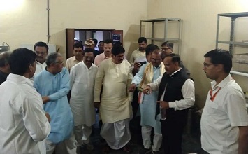  कृषि-पशुपालन-खाद्य-प्रसंस्करण-सम्बंधित-वाराणसी-02.jpg 