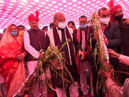 ICAR-IGFRI, Jhansi participates in “Interaction Meeting of Union Agriculture Minister with Farmers, Livestock Keepers and Women Self-Help Groups of Karhal, Sheopur District” 01.jpg
