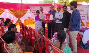 ICAR-NRC_on_Meat_organizes_Programme_on_Awareness_and_Demonstration_of_Backyard_Poultry_01.jpg
