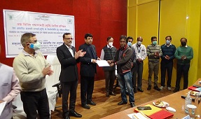 Skill Development Programme on “Making of Fibre-based Decorative Items for Women and SHG Members” concludes 02.jpg