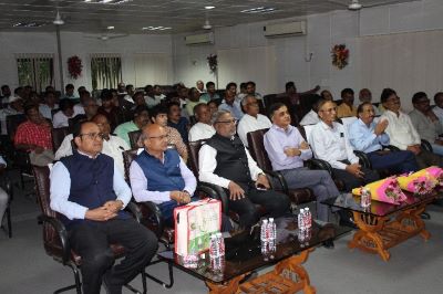 ICAR-CCRI, Nagpur Celebrates 42nd Foundation Day; Progressive Citrus Growers Honoured