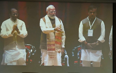 ICAR–Indian Agricultural Research Institute, New Delhi  ICAR–Indian Agricultural Research Institute, New Delhi, organized a live telecast of the nationwide release of the 22nd installment of the Pradhan Mantri Kisan Samman Nidhi (PM-KISAN) for farmers. The programme brought together farmers, scientists, and officials to witness the event and highlight key agricultural initiatives.  Prior to the webcast, farmers were taken on a guided visit to the research fields and advanced agricultural farms of ICAR-IARI, where they observed improved crop varieties, modern farm machinery, and innovative agricultural technologies. The programme enhanced farmers’ exposure to scientific advancements and strengthened the link between agricultural research and field-level application.