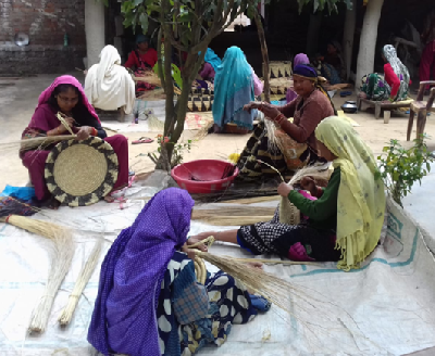 Sustaining Traditions: Merging Modern Insights with Timeless Crafts