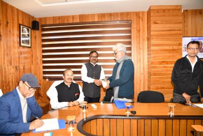 Former ICAR Deputy Director General (Crop Science) Visits ICAR-VPKAS, Almora