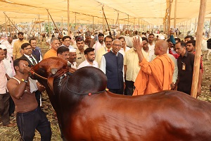 The Chief Minister and Deputy Chief Minister of Maharashtra inaugurate Farmers’ Fair at Kolhapur