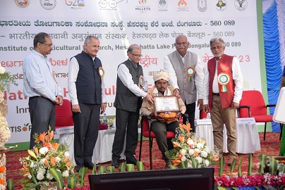 Innovative horticulture: Towards self-reliance and sustainability