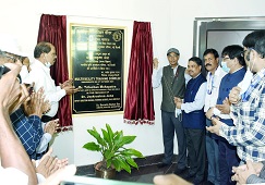 Dr-Trilochan-Mohapatra-inaugurates-Multi-facility-Training-Complex-and-ICPMS-Facility-at-ICAR-CIFRI-01