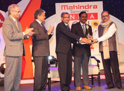 Mahindra-Zee-Award-2014
