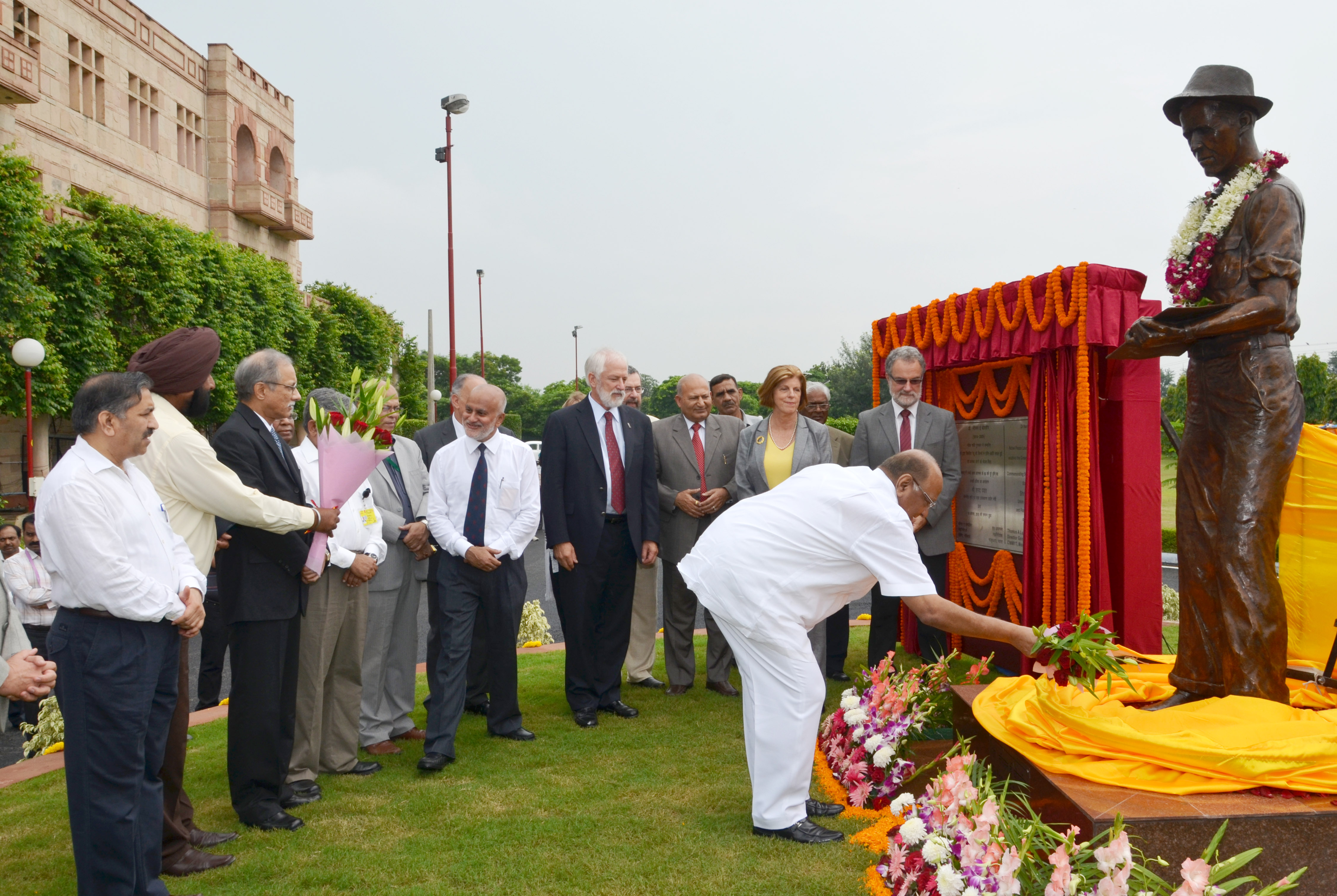 Unveile-Statue-Dr-Borlaug-2