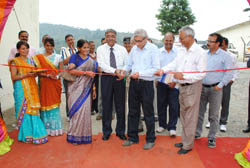 almora-01-25-09-2013