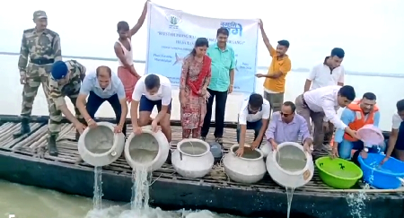 ICAR-CIFRI, Barrackpore Strengthens Hilsa Conservation Efforts through Ranching Programme in River Ganga at Farakka