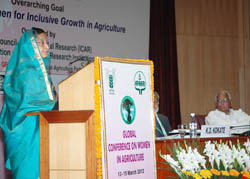 cofn-women-agriculture-15-03-2012-1