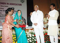 cofn-women-agriculture-15-03-2012-5