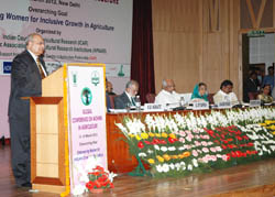 cofn-women-agriculture-15-03-2012-9