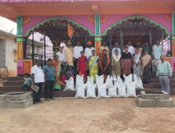 ICAR–CRIDA, Hyderabad Organizes a demonstration programme of Bengal gram seeds and fruit seedlings and awareness on Swachhata in SCSP village