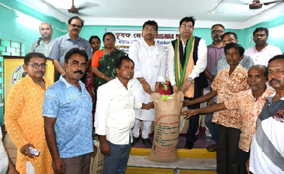 ICAR-CRIJAF, Barackpore organizes Khet Bachao Abhiyan-cum-Krishak Mela and Input Distribution Programme under SCSP at Dhubulia, Nadia, West Bengal