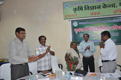 kvk-dhar-22-04-2013-2