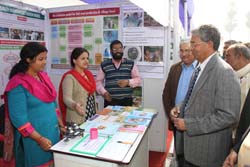 show-case-technlogy-patna-06-12-2013-4.jpg
